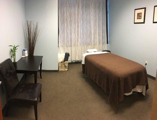 1 of our 3 massage rooms.