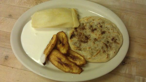 Desayuno salvadoreño