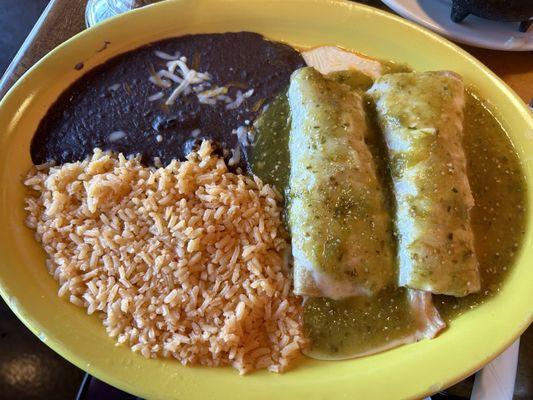 Enchiladas (chicken/salsa verde)