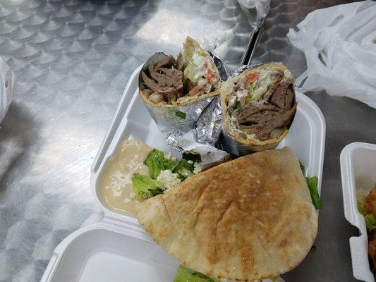 Gyro. It came with salad and pita with hummus. It was good!