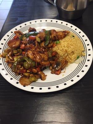 Kung Pao Chicken with fried rice lunch special