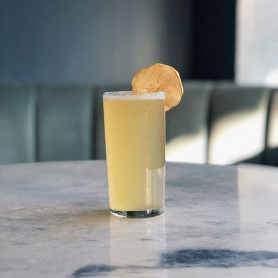 Yellow Brick Road Highball (Fall Menu 2020) [Yellow Apple Infused Gin, Super Carbonated Hoshizaki Water]