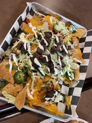 Loaded steak nachos