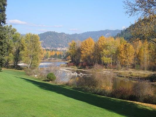 Autumn on the Wenatchee River Hole #11