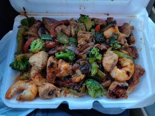 Shrimp and chicken hibachi