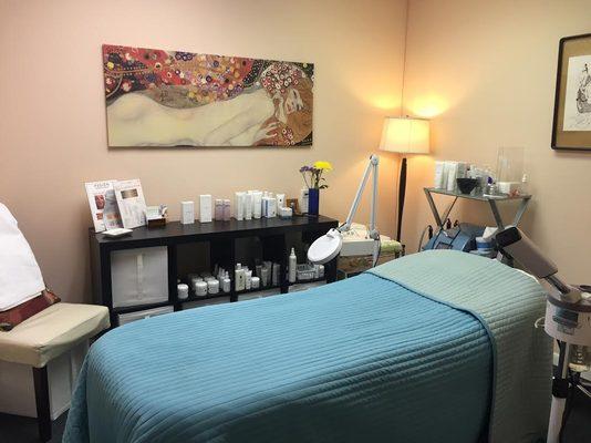 We offer aesthetic service such as microdermabrasion w/ LED, acne facial, wax and more.