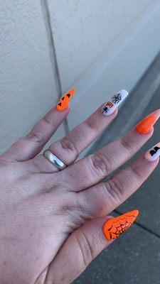 Disney Halloween nails!!