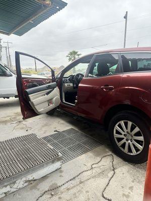 Replacing mirror on drivers side