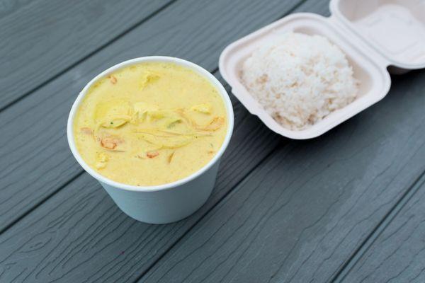 Yellow Curry (@miguelmoralesphotography on Instagram)