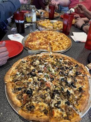 Roundtable king  pizza