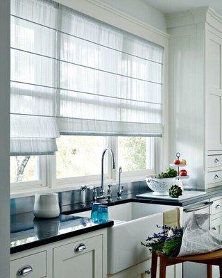 Flat Roman shades with pocket ribs