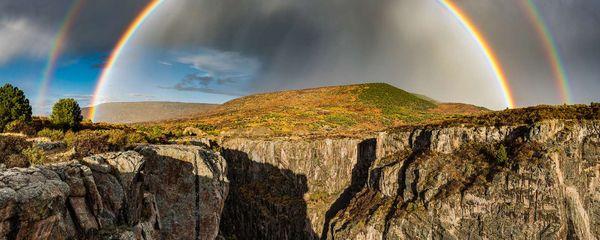 Best Hikes around Montrose, CO https://www.visitmontrose.com/best-hikes-in-and-around-montrose-co/