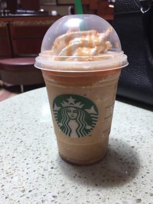 Grande caramel ribbon crunch