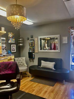 Come check out this unique hair salon tucked away in downtown Palatine! Looking forward to meeting you!