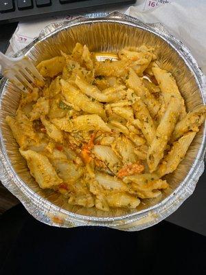 Spicy shrimp pasta