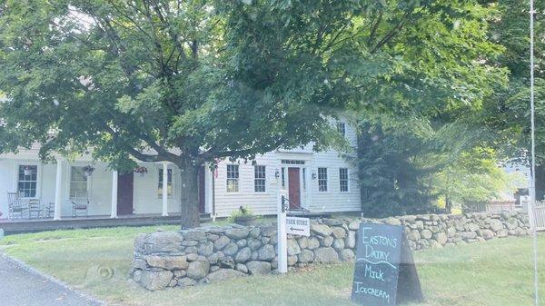 Pull into this driveway for the farm store