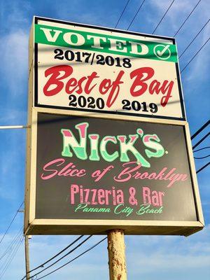 Nick's Pizzeria sign