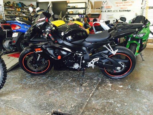 06 GSX-R MANY aftermarket upgrades. Could easily sell for $7000 if not more. Hasn't sold for $4000.