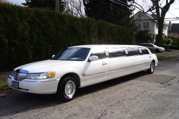 The Original Portland Limousine Company (Est. 1974)