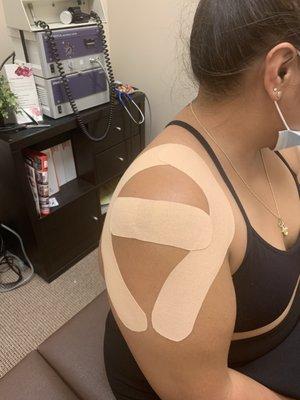 Shoulder pain affecting you daily activities?
 K-Tape with Physiotherapy with Dr. Z could set you free.