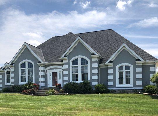 Beautiful stucco home in Hudson that we painted in 2017