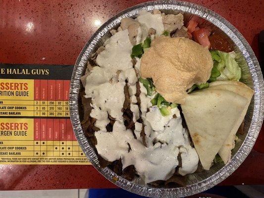 combination (beef gyro and chicken) with green peppers and spicy hummus