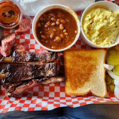 2 meat plate link and ribs baked beans and patatoe salad