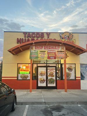 El Gordo Tacos y Huaraches