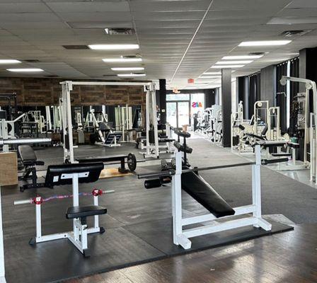 This is our gym location! We provide a safe place for you to make progress with your fitness goals!