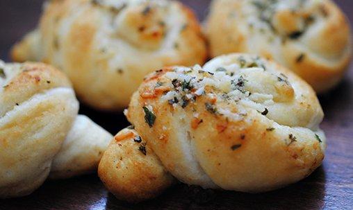 Southern Broadway - Somewhere in Italy Dinner Theater - 2016 - Garlic Bread Knots