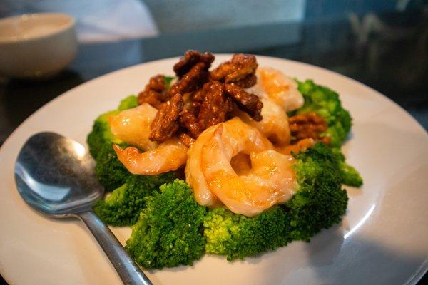 Honey glazed walnut shrimp