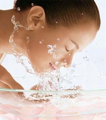 My facials include gentle steam, thorough and abundant massage, deep detoxification, rich hydration & profound renewal!