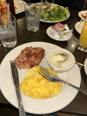 Corn beef hash and eggs