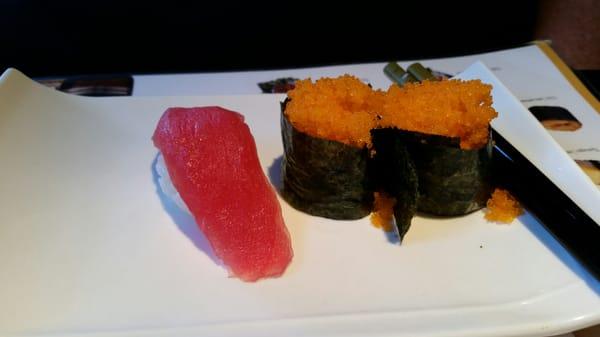 Tuna nigiri and masago