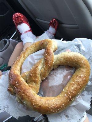 Peachy's Pretzel