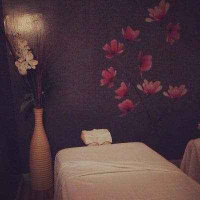 My massage room - Very clean & pretty! :)