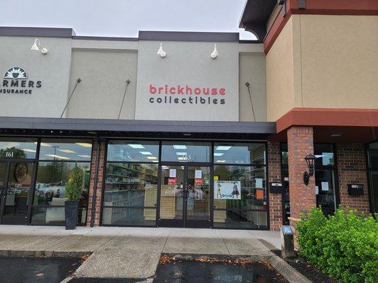 Welcome To BrickHouse Collectibles!  163 West End Avenue in Farragut!