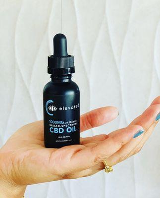 The Elan CBD 1000mg tincture