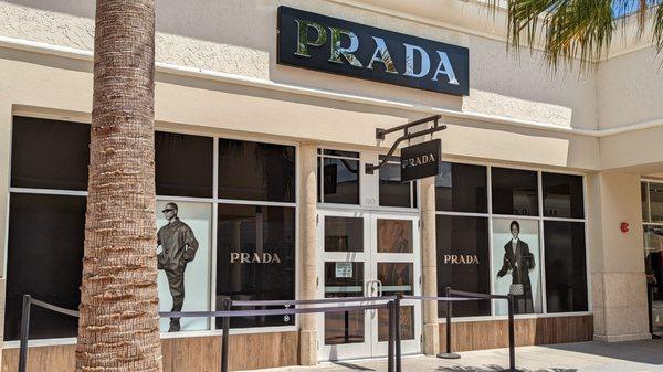 Prada Store