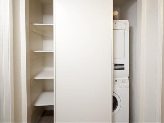 Washer and Dryer at Townhomes on the Park apartments in Phoenix, AZ