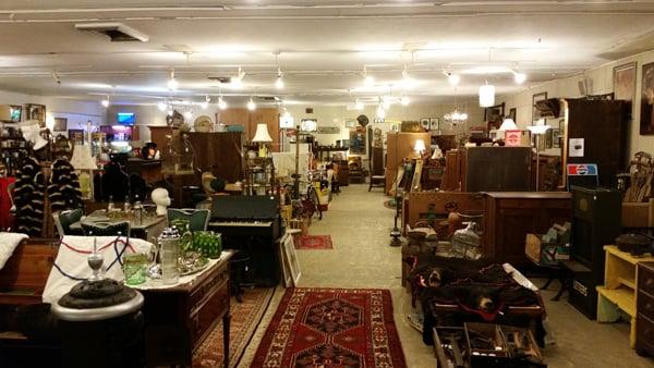 Plains Antiques