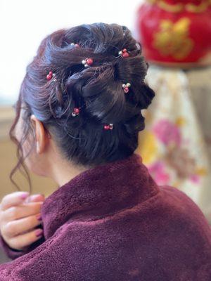 Groom's mother hair style