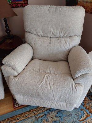 This is how it looks as a brand new recliner. This picture was taken the day I received the furniture.