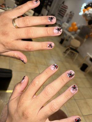 Spider halloween manicure