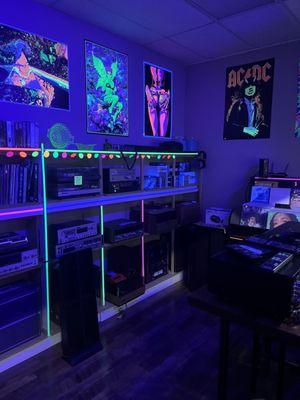 Black light room w/audio gear