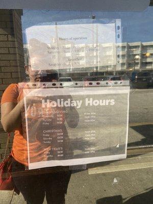 2021 holiday hours