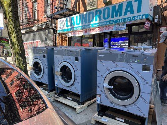 Brand New Machines Coming to @gentlewashlaundromat