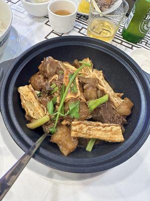 Beef brisket & tofu skin casserole