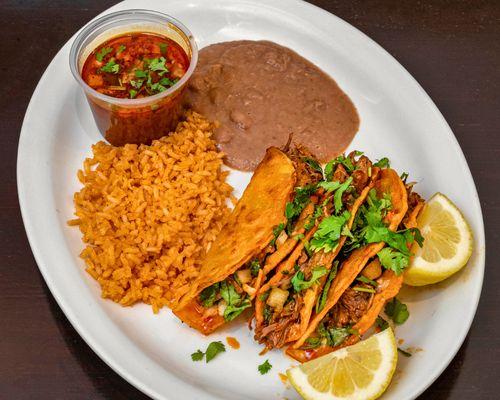 Panzon Quesabirrias with rice and beans