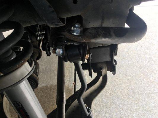 Sway bar links installed upside down and on the wrong side, then lied to about it.